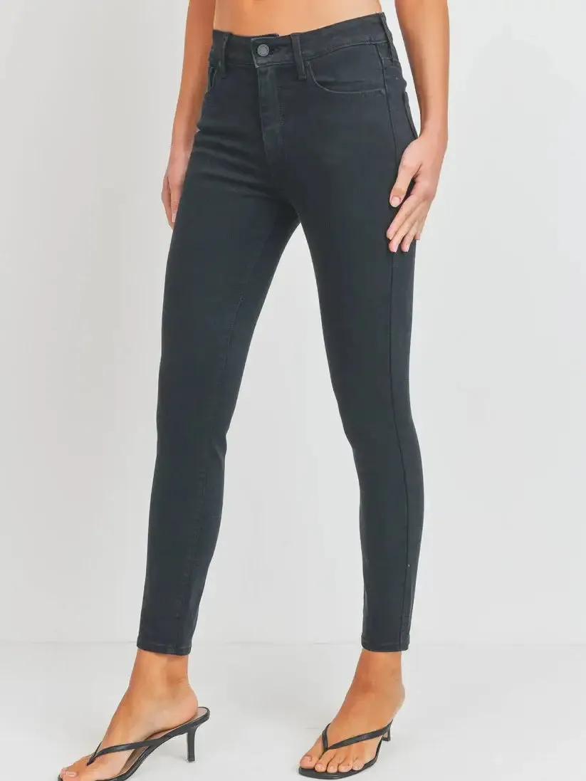 CLASSIC SKINNY SLIM FIT DENIM JEANS