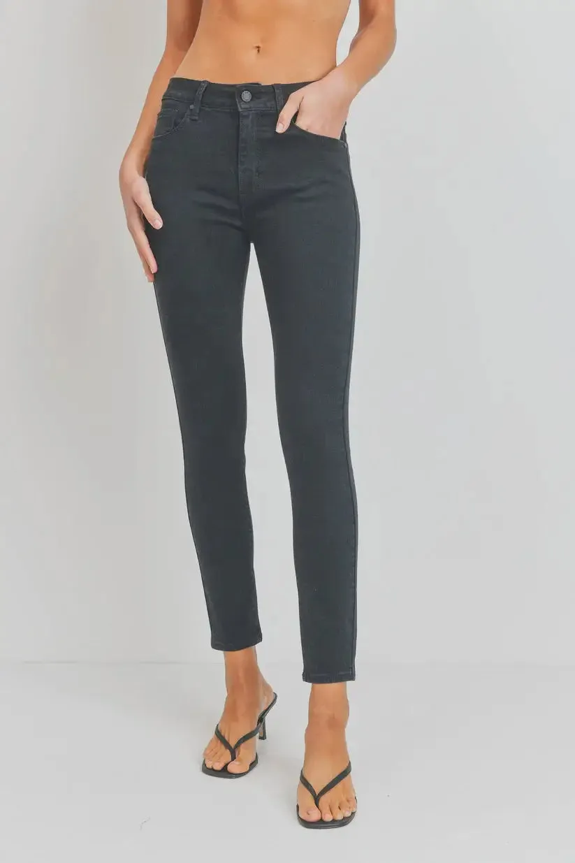 CLASSIC SKINNY SLIM FIT DENIM JEANS