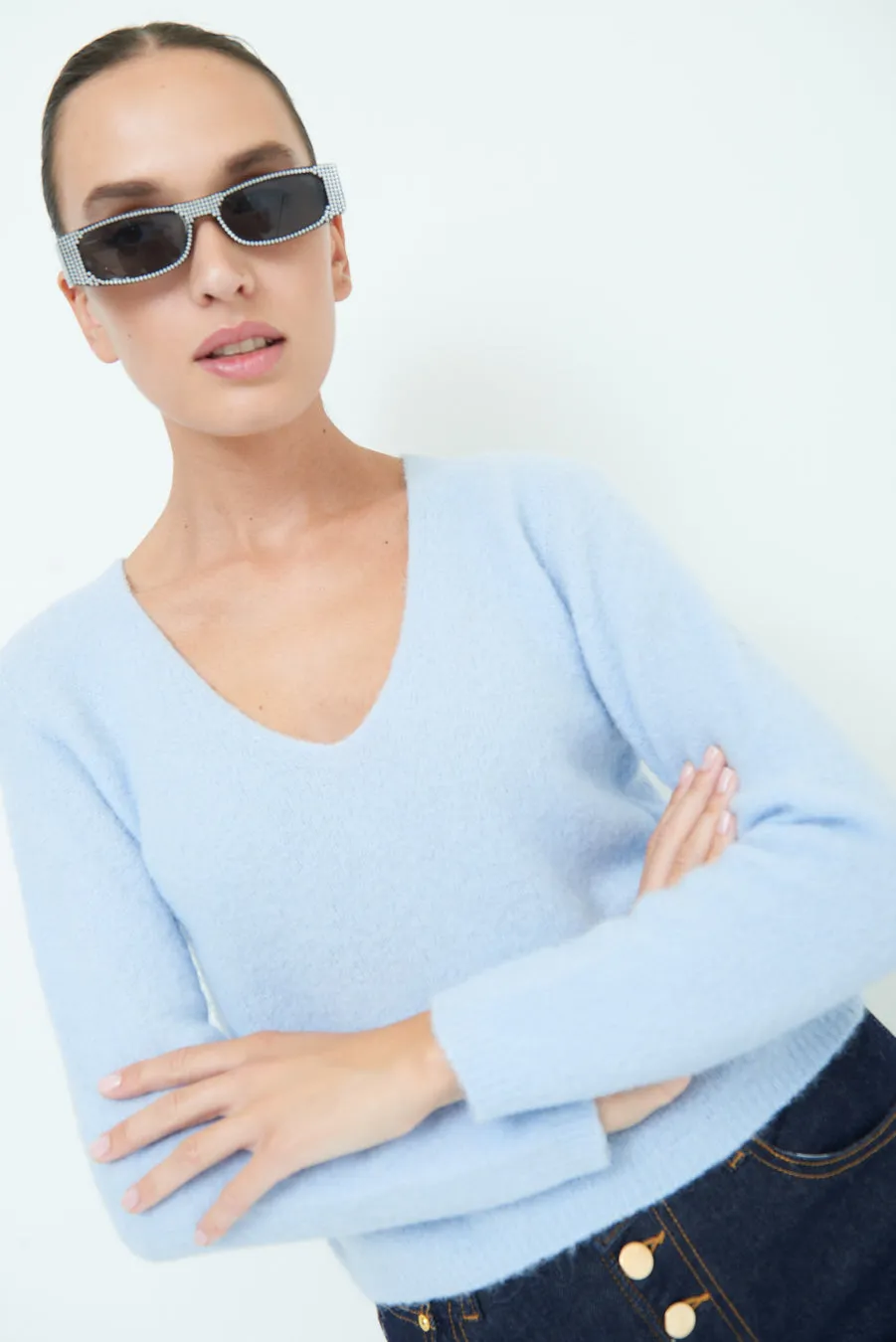 Cozy v-neck sweater with soft texture wholesale