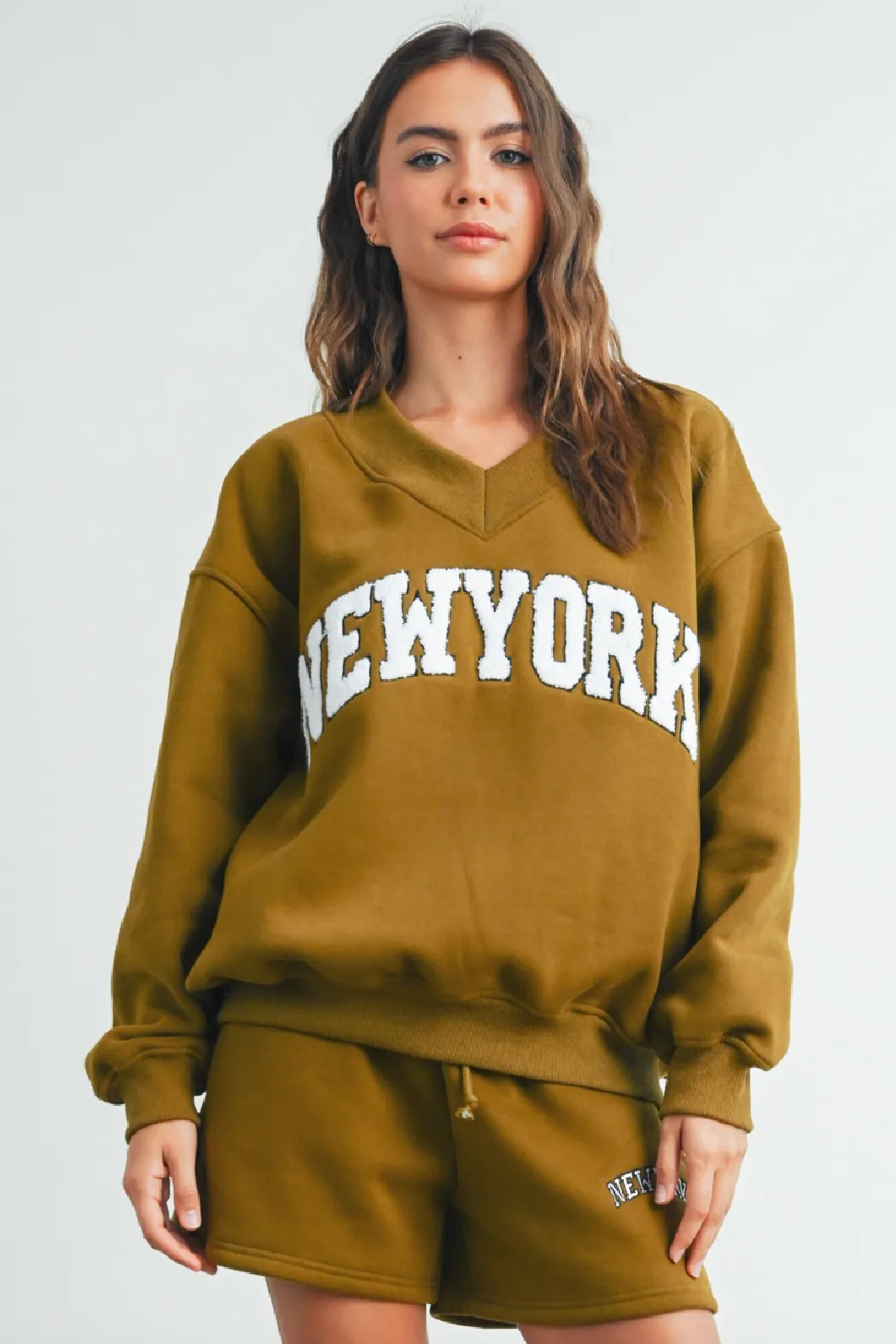 New York V Neck Sweatshirt