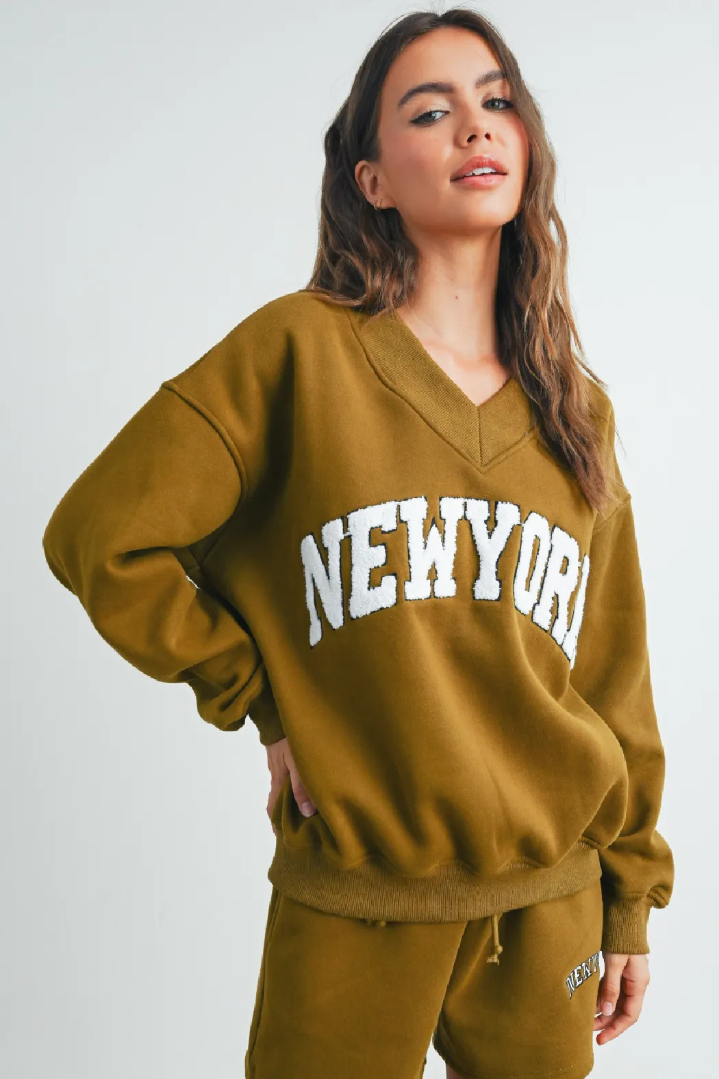 New York V Neck Sweatshirt