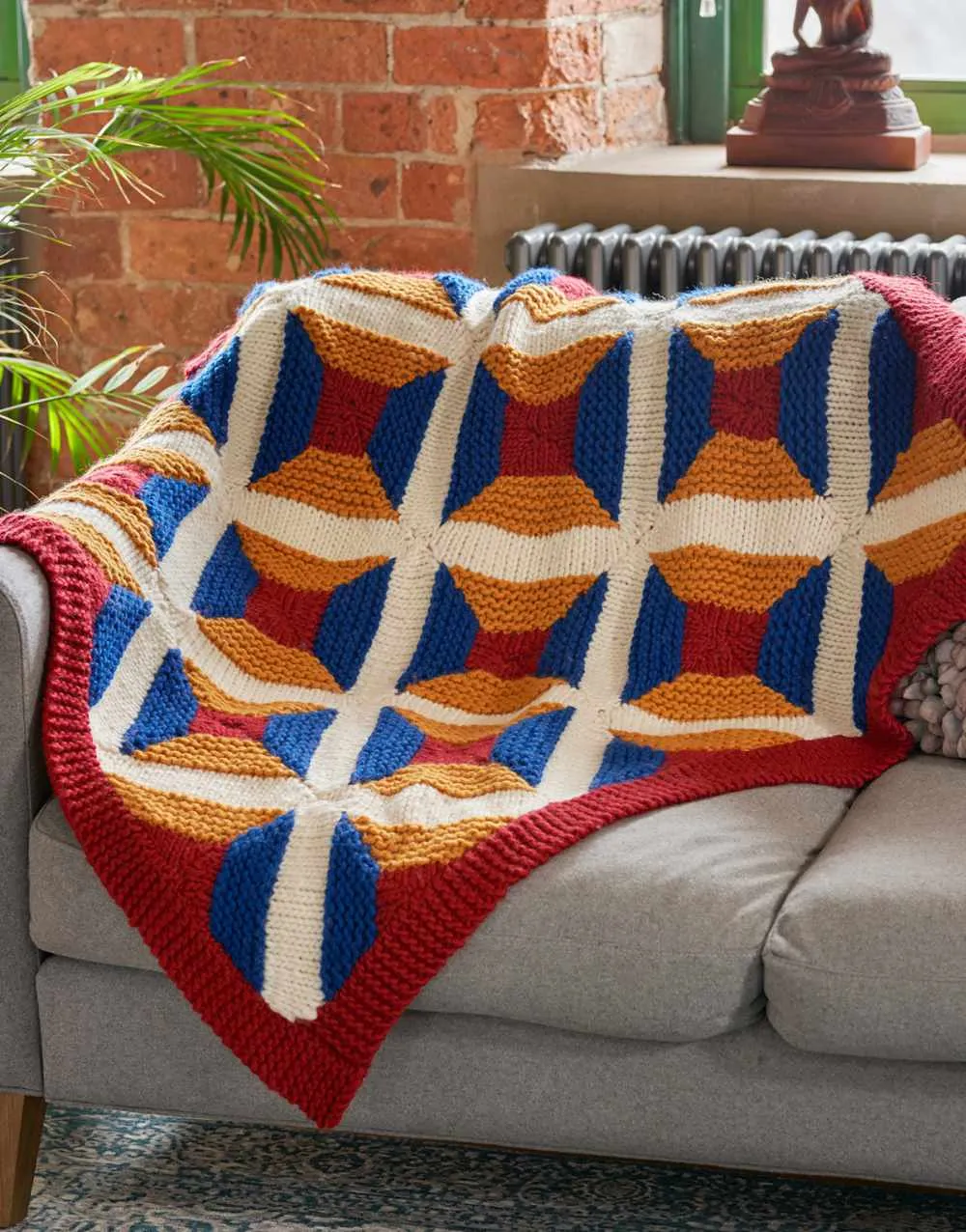Retreat Super Chunky Roving - Knit, Flow, Grow Pattern Book