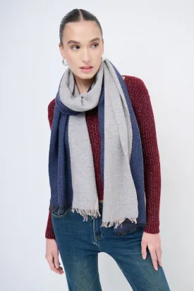 Soft fringed scarf with dual-tone design wholesale