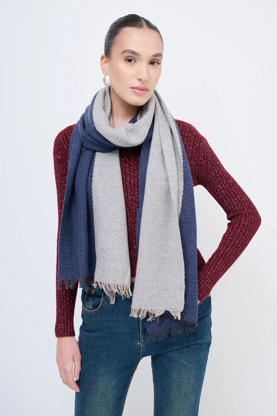 Soft fringed scarf with dual-tone design wholesale