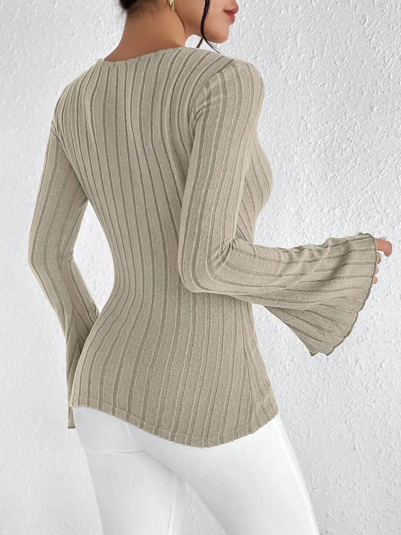 Women's Fall and Winter Long-sleeved Tops V-neck Slim Fit Striped T-shirt